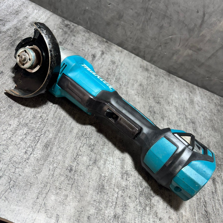 ◆マキタ(makita) 100mmコードレスディスクグラインダ GA418DZ