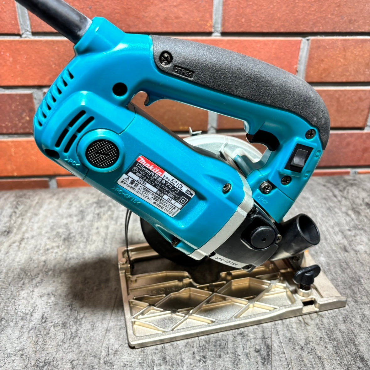 ◆マキタ(makita) 125mm内装直角マルノコ 5210L 【市川行徳店】