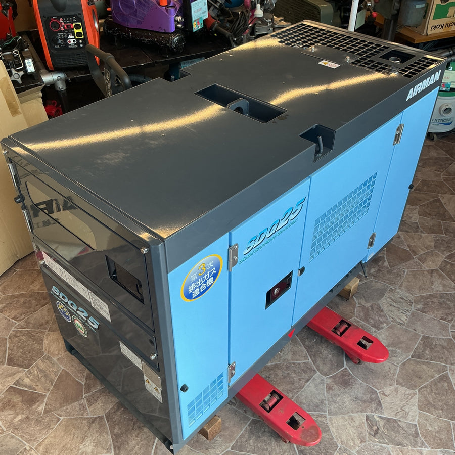【未使用長期保管品】AIRMAN (旧 北越工業) ディーゼル発電機 SDG25S-3B1＊店頭引き取り限定【越谷店】