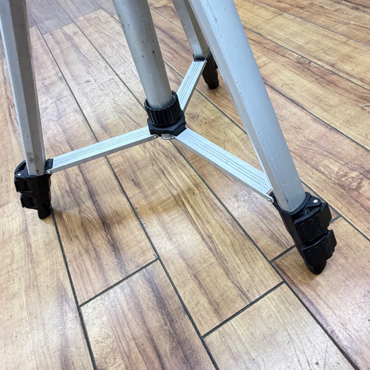 エレベーター三脚 TK00LM1001 【リライズ蓮田店】
