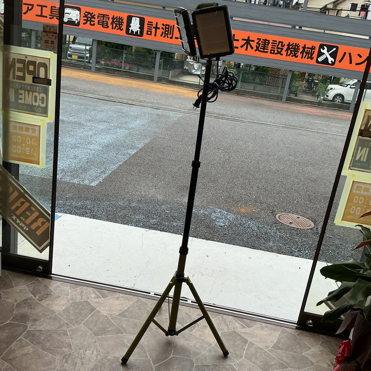 【中古】 アイリスオーヤマ IRIS OHYAMA LEDスタンドライト LLT-5000ST AC式5000lm 【越谷店】