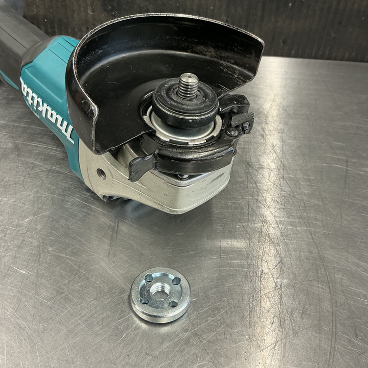 【中古】マキタ/makita 充電式ディスクグラインダー GA404DN  【越谷店】
