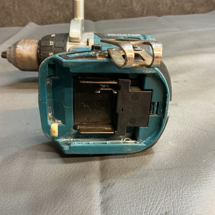 【ジャンク】マキタ(makita) 充電式ドライバドリル DF481DZ  【越谷店】