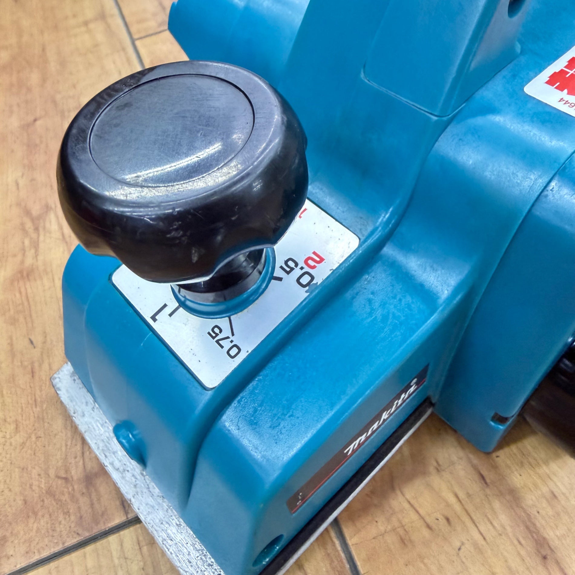 美品 110mm 電動カンナ 替え刃式 1911Ｂ 【リライズ蓮田店】