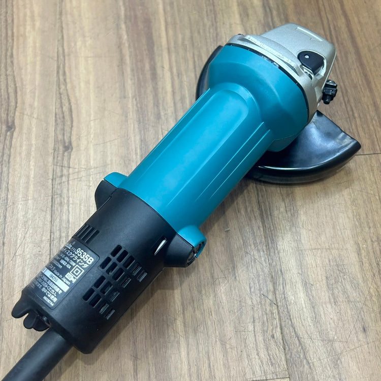 美品 マキタ (makita) 125mm ディスクグラインダー 9535B 【船橋馬込店】