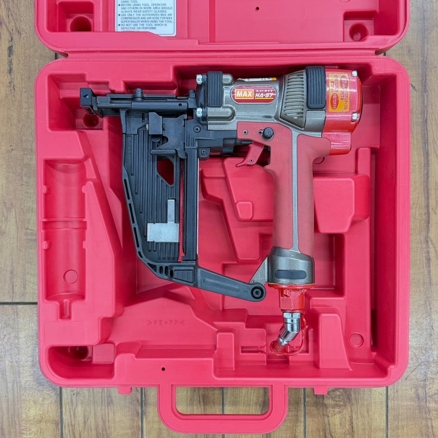 エア漏れ無く打ち込み動作良好 高圧 9mmフロアタッカー HA-57/957T フロア 【リライズ蓮田店】