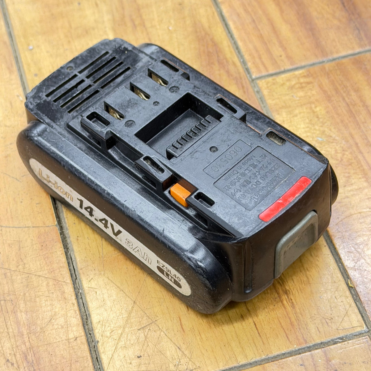 【コンパクト便】 14.4V/3.0Ah バッテリー EZ9L40 【リライズ蓮田店】
