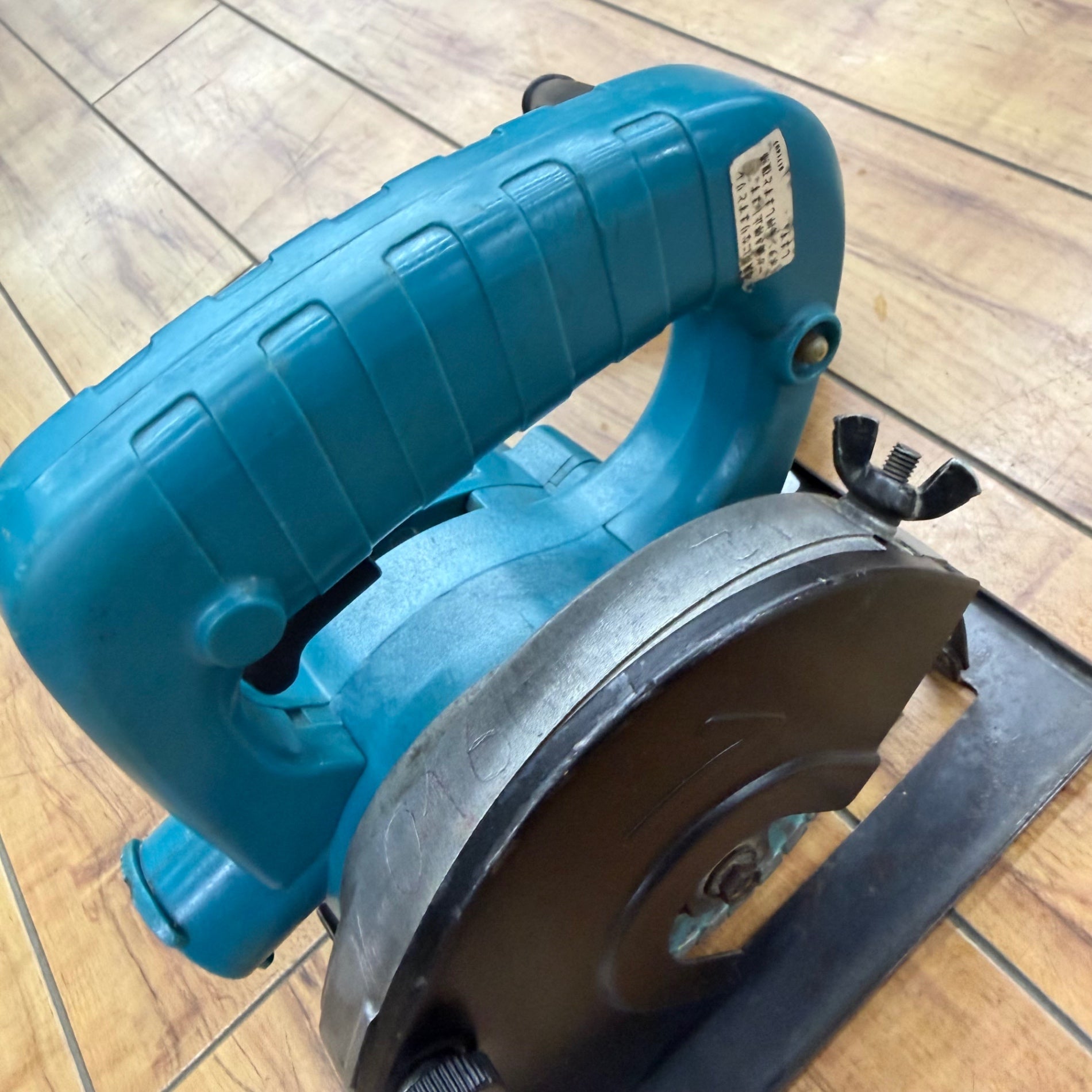 動作良好  5型 125mm 防じんカッタ 4105KC ダイヤモンドチップソー付属 【リライズ蓮田店】