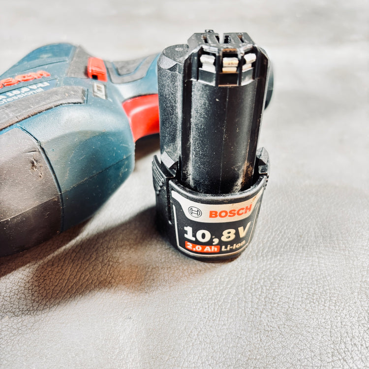 ボッシュ GSA10.8V-LI バッテリーセーバーソー 【越谷店】