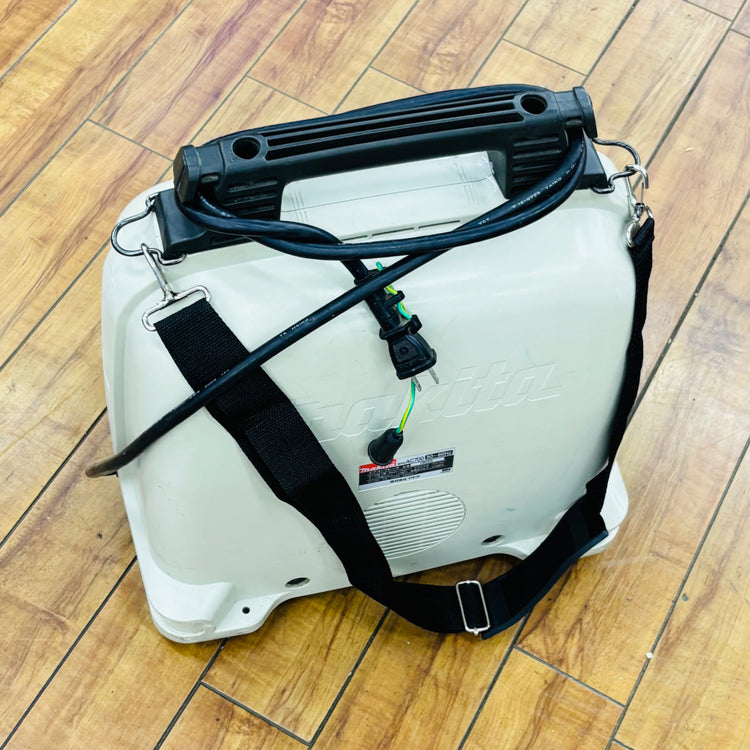 常圧 エアコンプレッサー AC700 【中古】 【蓮田店】