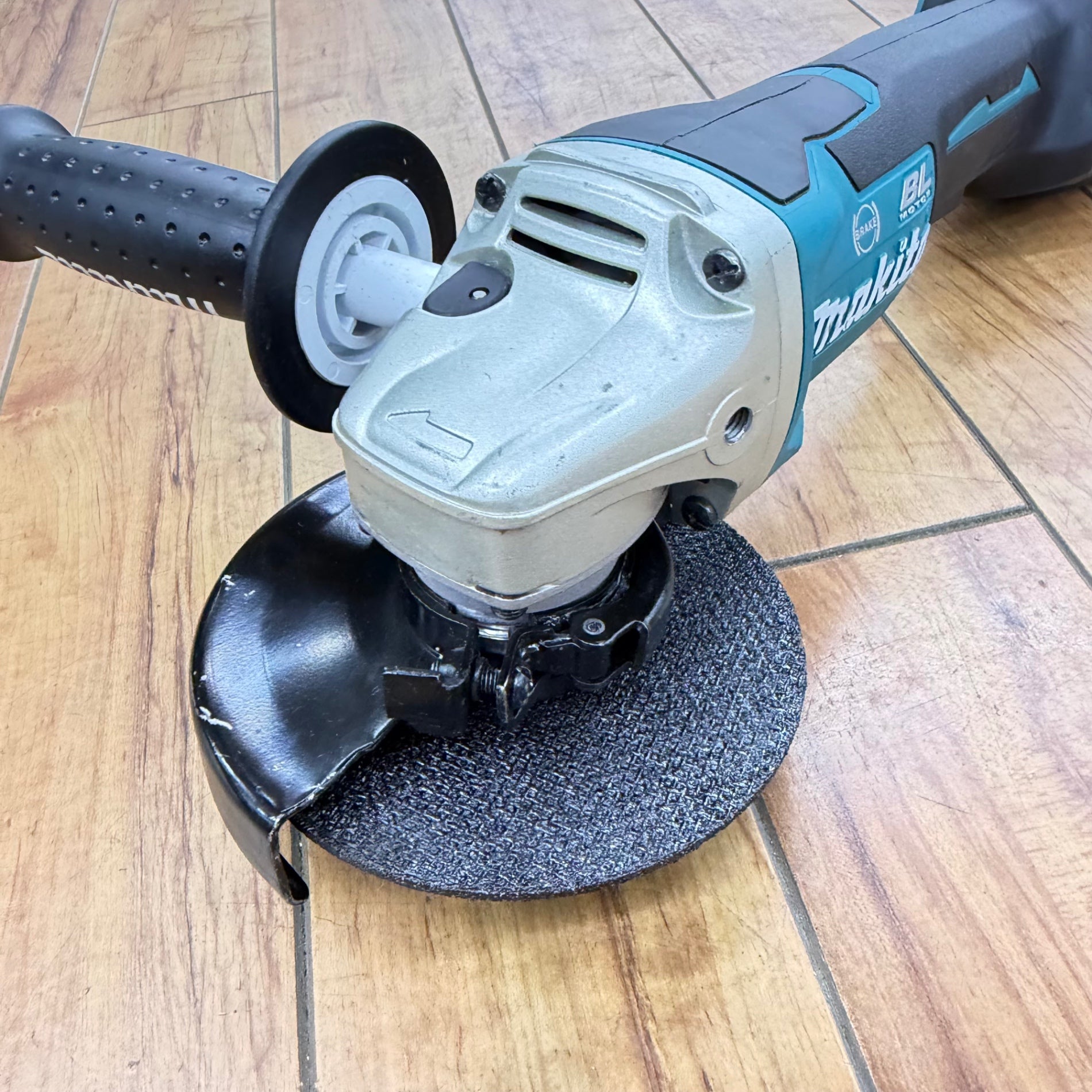 程度良好 18V 125mm コードレスディスクグラインダ GA508DZ バッテリー1個付属(BL1860B)【リライズ蓮田店】