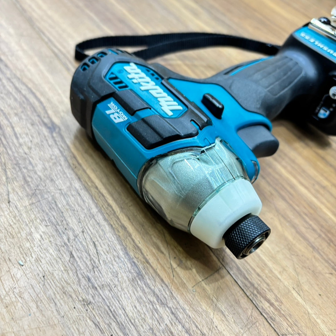◆マキタ(makita) コードレスインパクトドライバー TD111DSMX 【船橋馬込店】