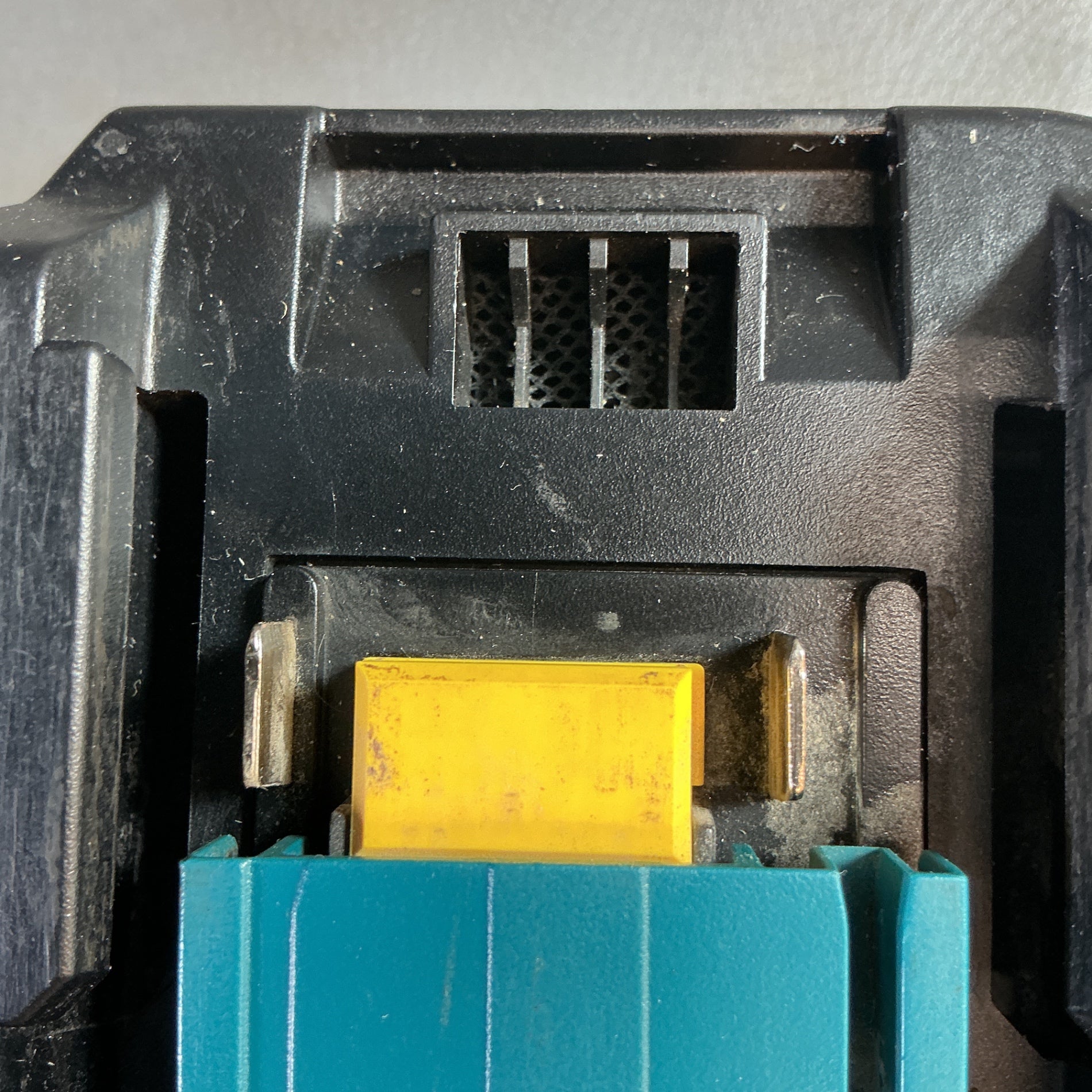 【中古】マキタ(makita) 急速充電器 DC18RF  【越谷店】