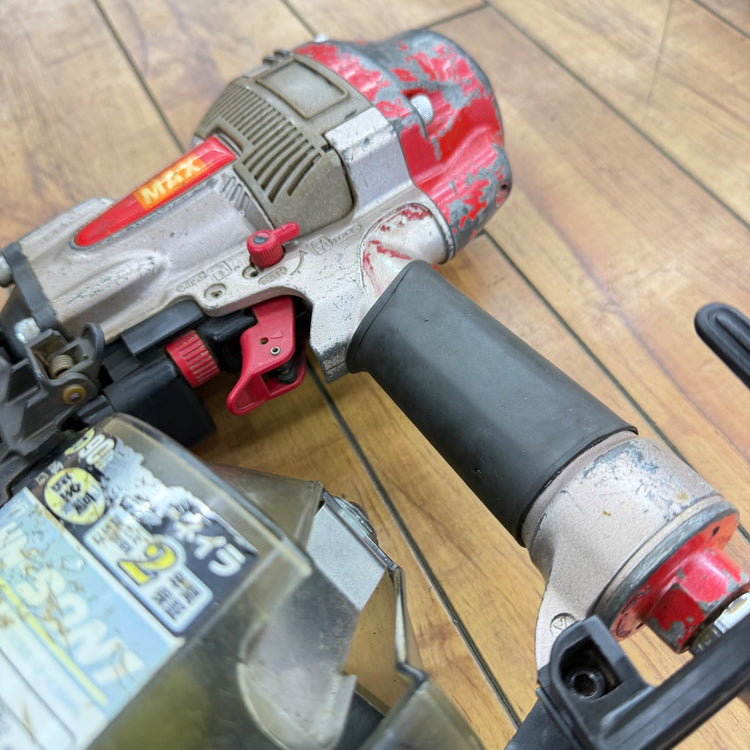 打ち込み動作良好 90mm 高圧エア釘打ち機 HN-90N1 【リライズ蓮田店】