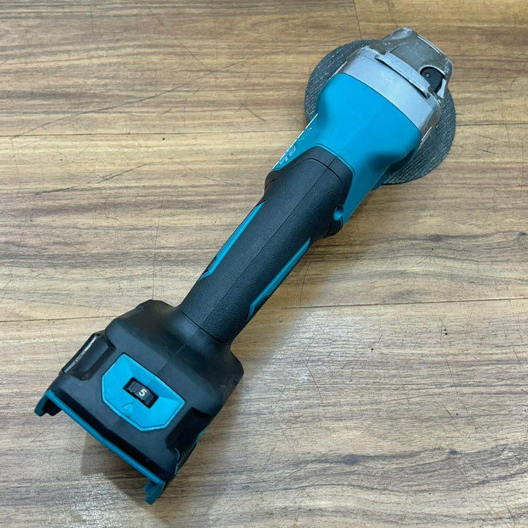 ◆マキタ(makita) 125mmコードレスディスクグラインダ GA020GZ 【船橋馬込店】