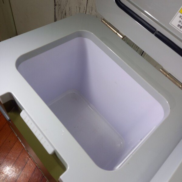 充電式保冷温庫 CW003GZO 【野田愛宕店】