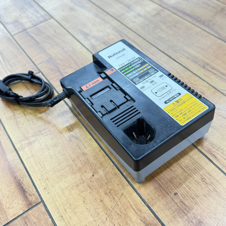 【コンパクト便】動作確認済み 7.2V-28.8V 急速充電器 EZ0L80 【リライズ蓮田店】