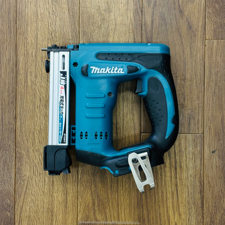 14.4V 肩幅4mm 充電式タッカ ST420D 本体のみ【リライズ蓮田店】