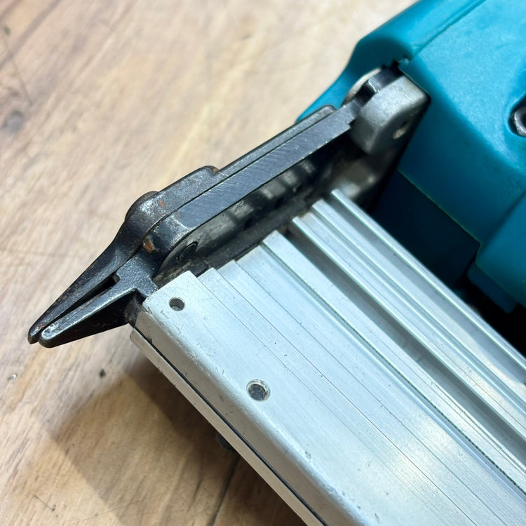 ◆マキタ(makita) 充電式ピンタッカ PT350DZ 【船橋馬込店】