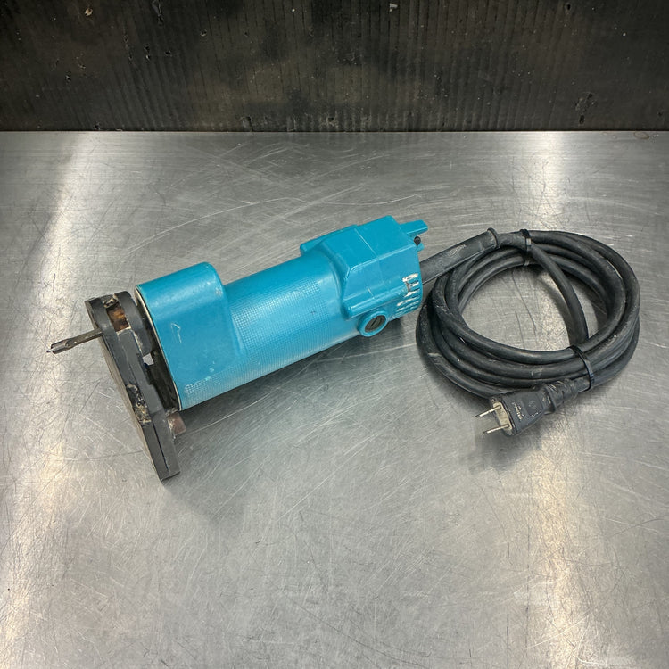 【中古現状品】 マキタ/makita トリマー 3705 【越谷店】