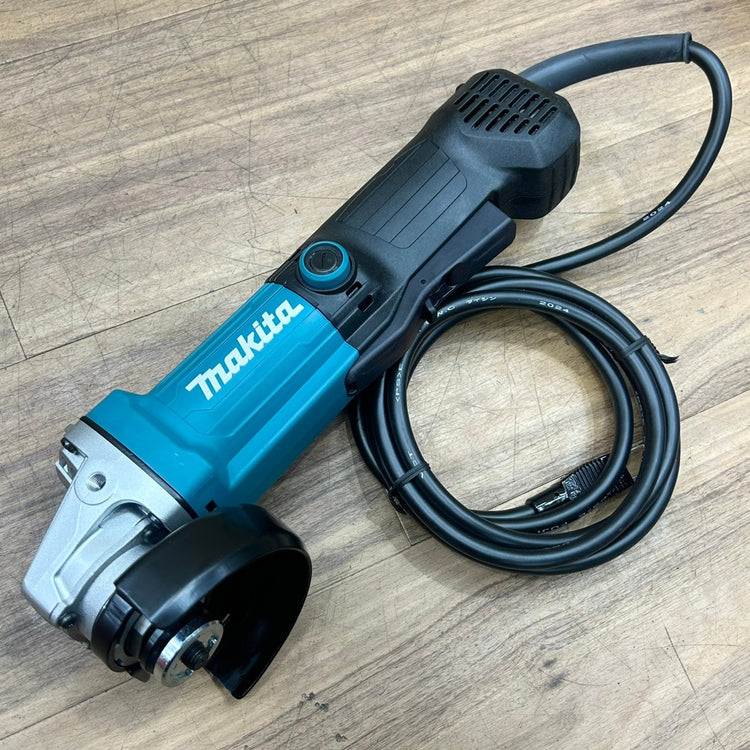 マキタ (makita)  100mm  ディスクグラインダー GA4060 【船橋馬込店】
