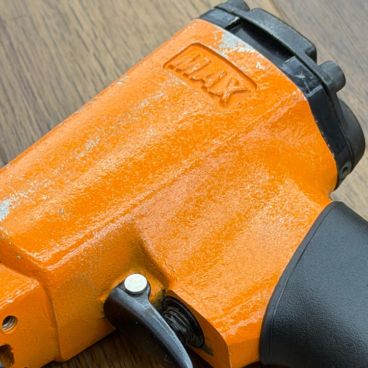 打ち込み動作良好  幅10mm 常圧ステープル用エアネイラ エアタッカ TA-35FP/425J 【リライズ蓮田店】