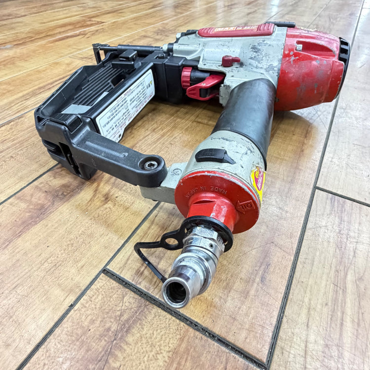 打ち込み動作良好 9mm 常圧フロアタッカ TA-557F/957Tフロア 【リライズ蓮田店】