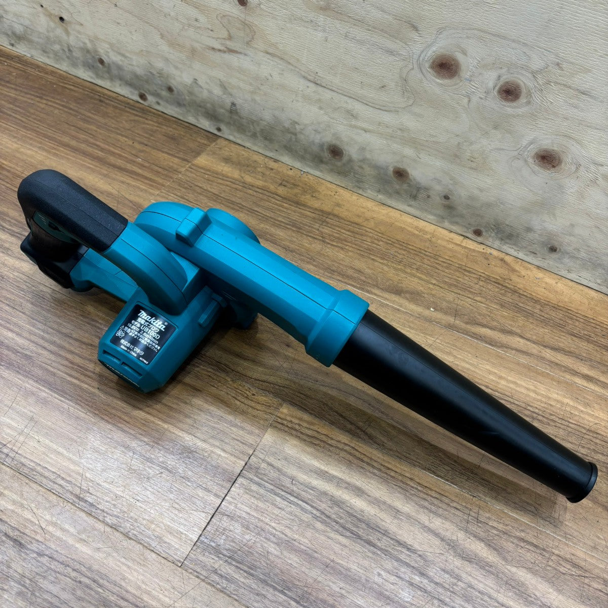 マキタ(makita) 充電式ブロワ UB100DZ 10.8vシリーズ 本体のみ(バッテリー・充電器別売) 【船橋馬込店】