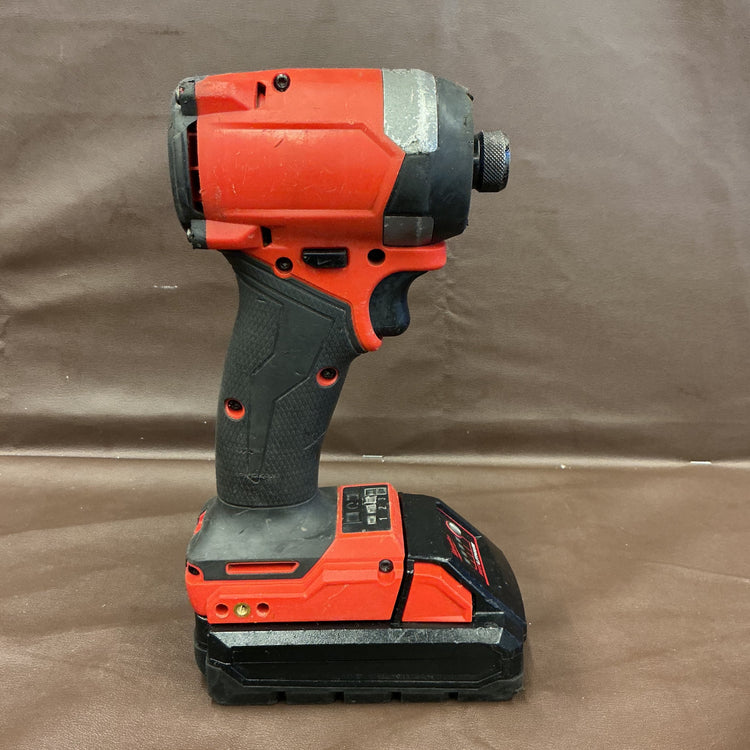 【中古品・3.0Ahバッテリ1個付き！】Milwaukee ミルウォーキー M18 FUEL インパクトドライバー M18 FID3-0X0 JP  【越谷店】