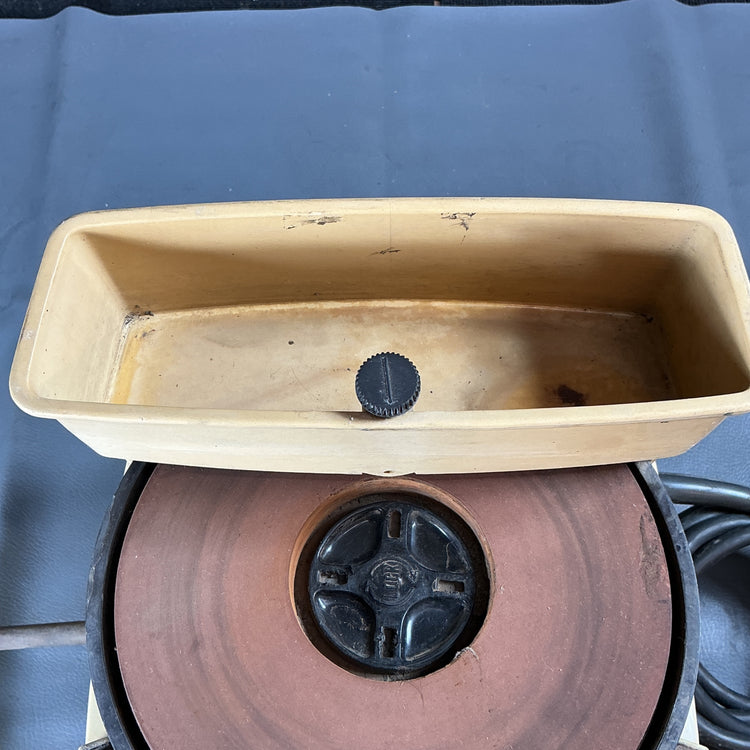 【中古】マキタ(makita) 刃物研磨機 9820-1  【越谷店】