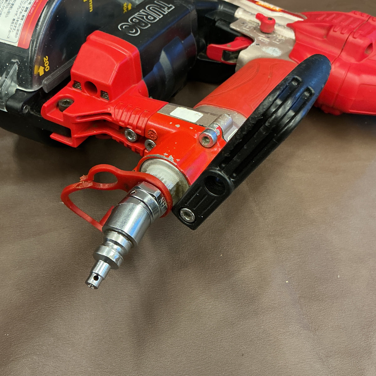 【中古・動作しました！】 MAX マックス 41mm 高圧ねじ打ち機 HV-R41G2 【越谷店】