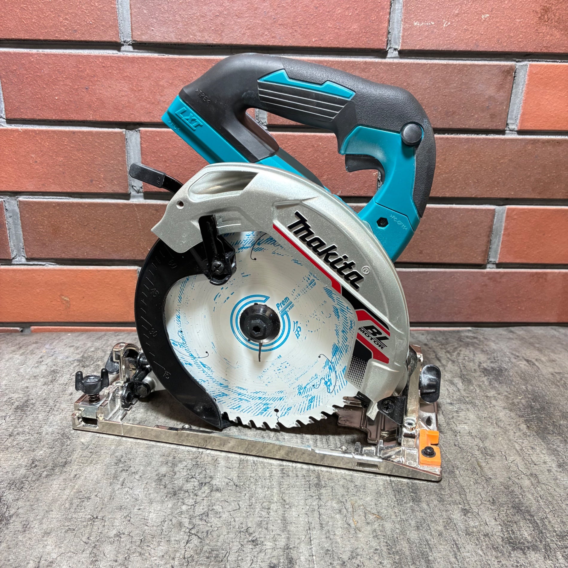 充電式マルノコ HS631DZS 【市川行徳店】