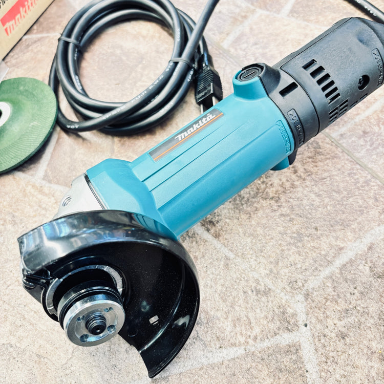 ◆マキタ(makita) 100mm ディスクグラインダー 9533BL 【越谷店】