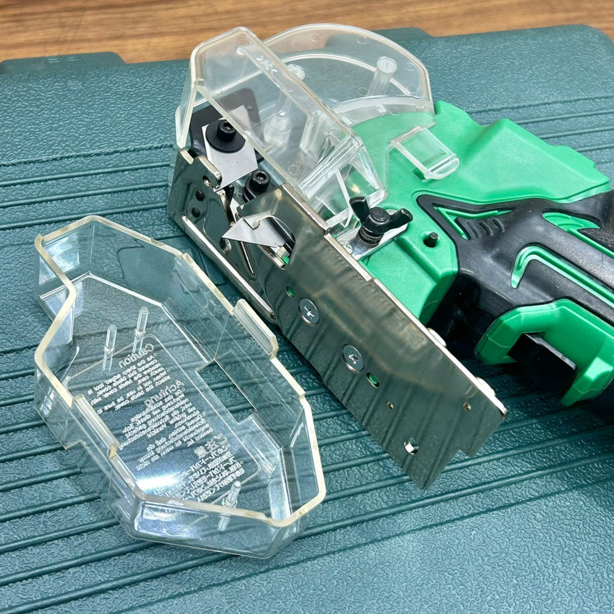 ハイコーキ (HiKOKI) 14.4V 6Ah コードレスナイフカッター CK14DSAL(LYPK) 日立工機 【船橋馬込店】