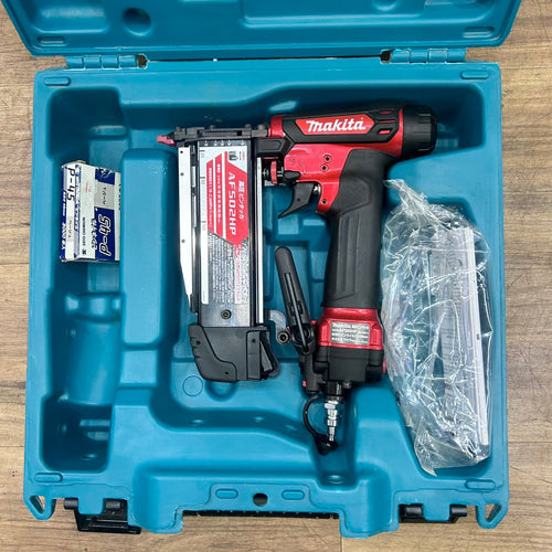 美品 マキタ (makita) 高圧 ピンネイラ AF502HP 【船橋馬込店】