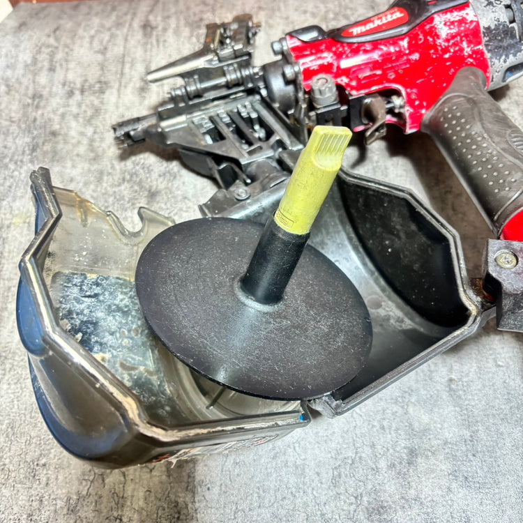 ◆マキタ makita 65mm 高圧エア釘打機 AN610H 【市川行徳店】