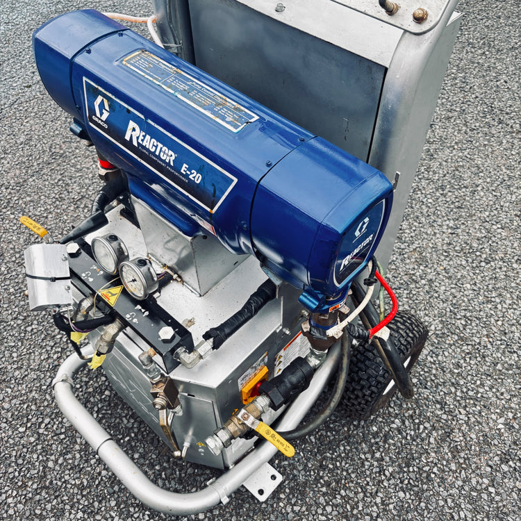 ※店舗引取限定　GRACO　ウレタン用リアクター　電動式フォーム用軽量混合装置 E-20 【越谷店】