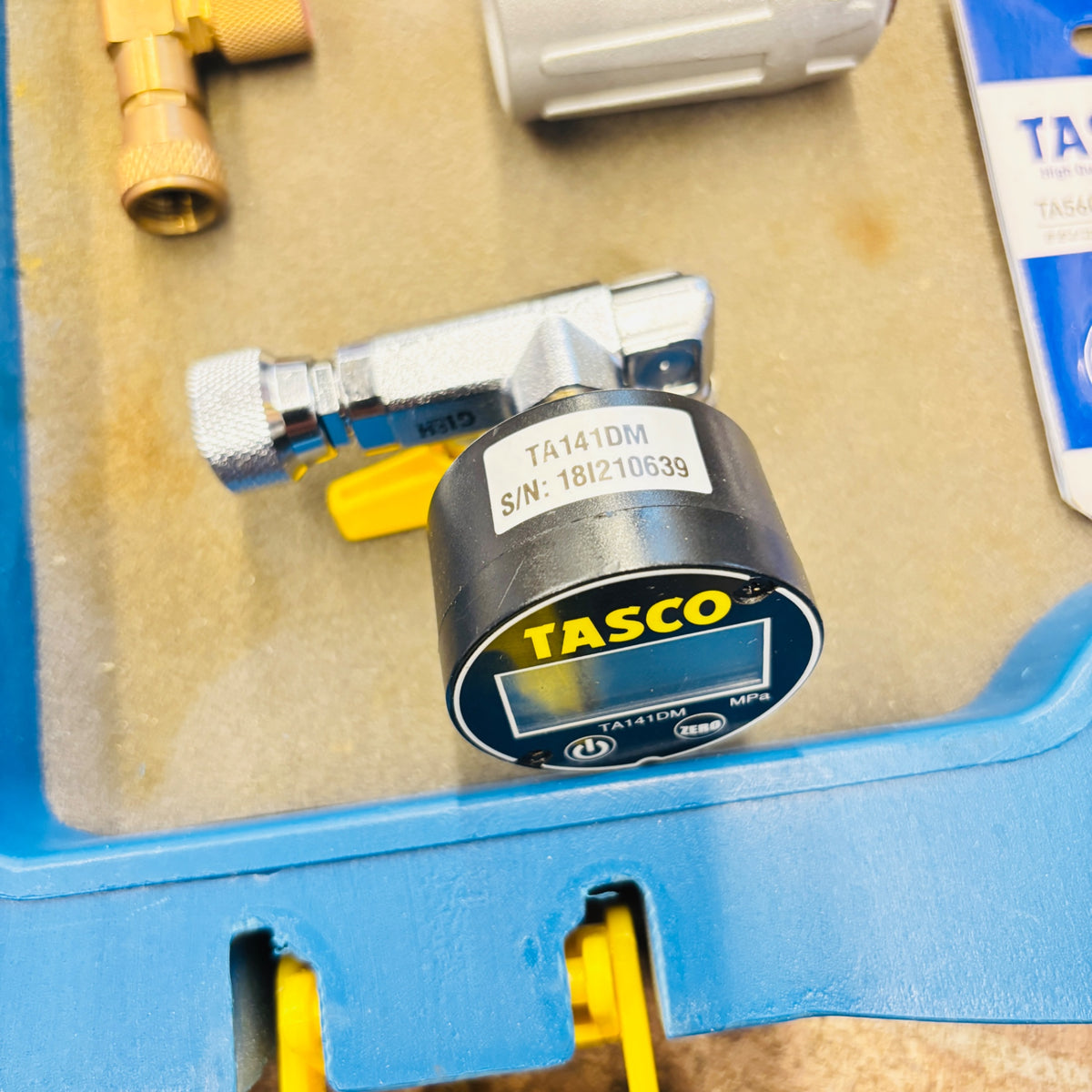イチネンTASCO TA141DM デジタルミニ連成計など空調用工具セット 【越谷店】