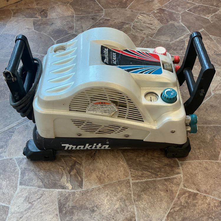 【中古】 マキタ(makita) エアコンプレッサー AC400XW 【越谷店】