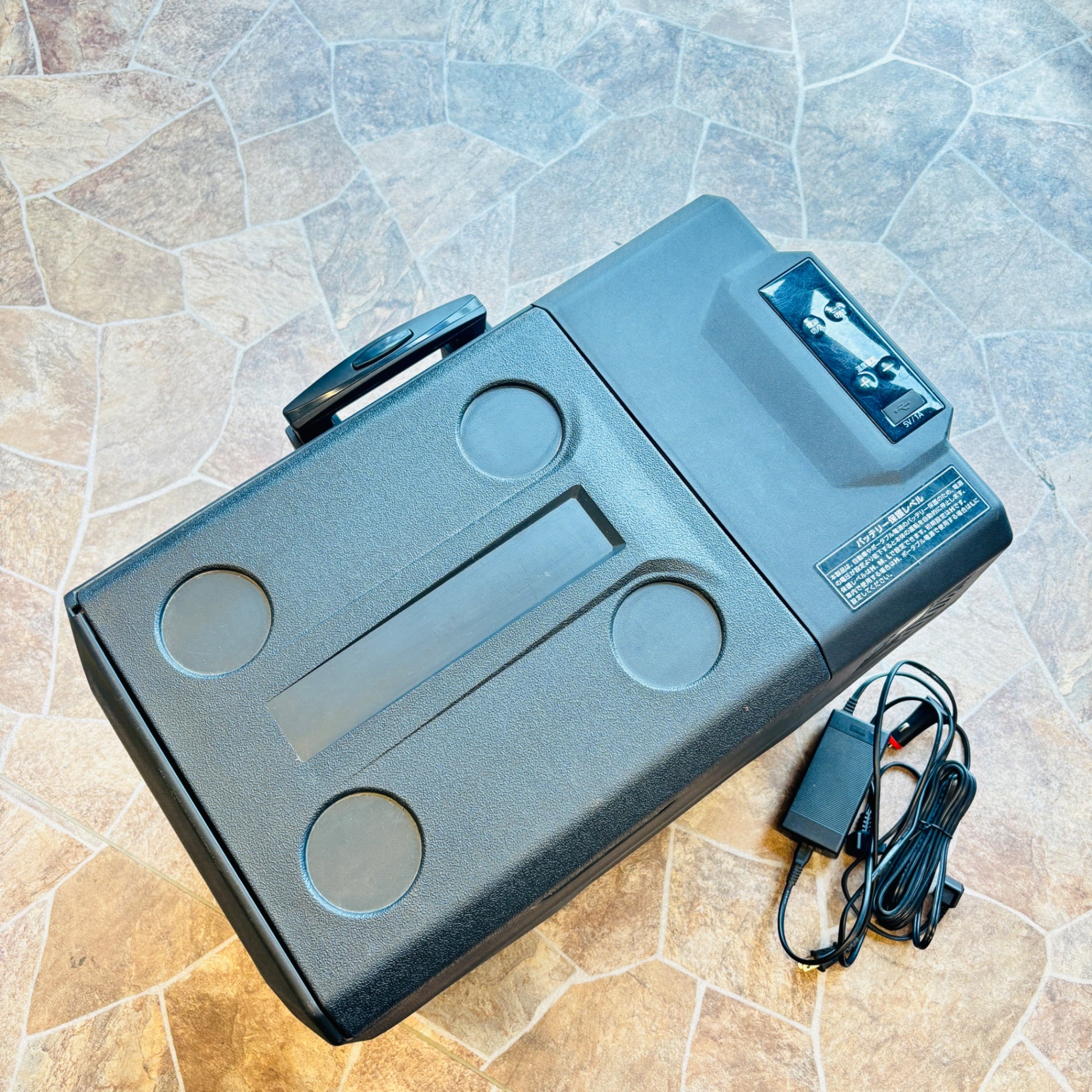 アイリスオーヤマ　ポータブル冷蔵冷凍庫　IPD-4A-B 【越谷店】