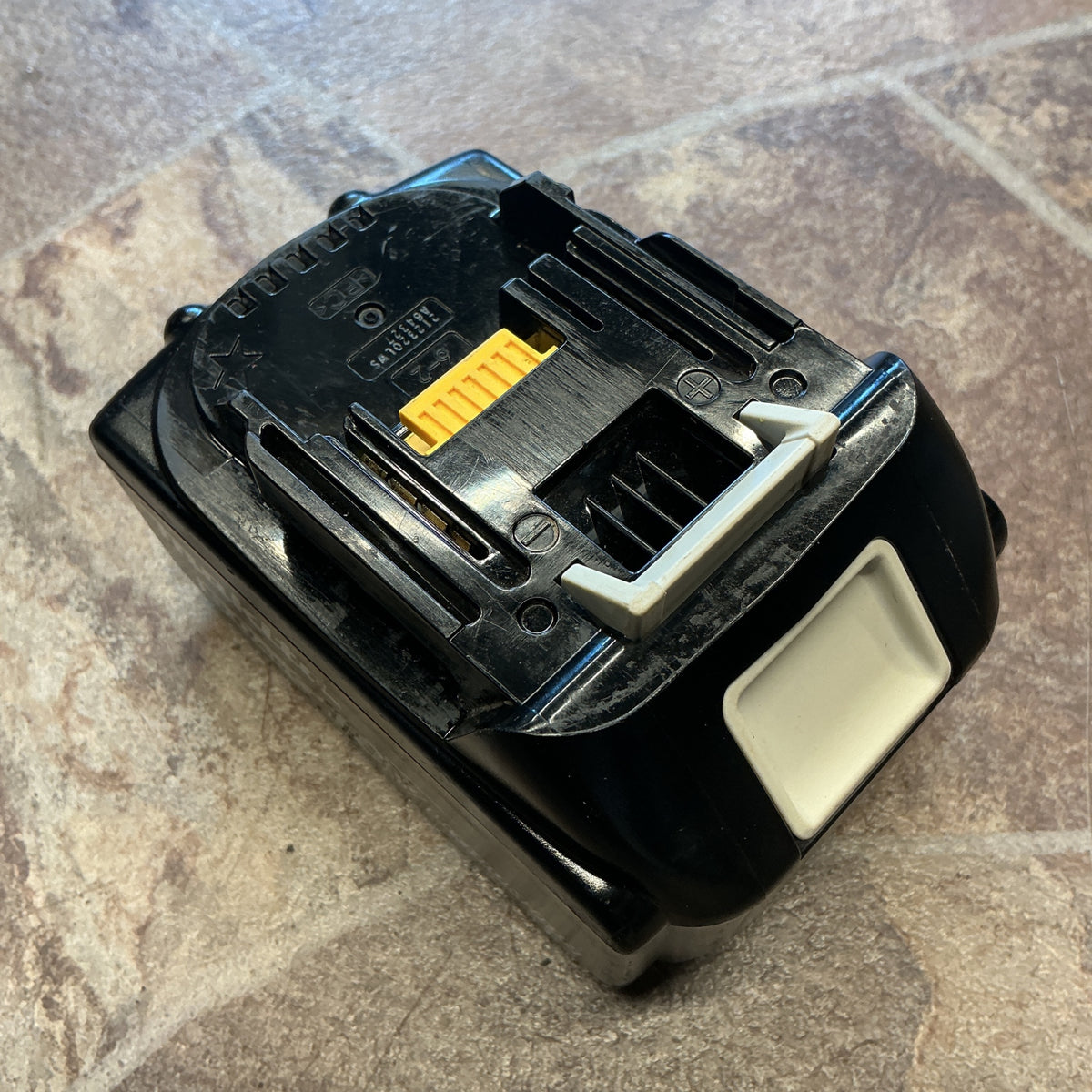 【中古・動作良好！】 マキタ makita 18V/6.0Ah リチウムイオンバッテリー BL1860B 【越谷店】