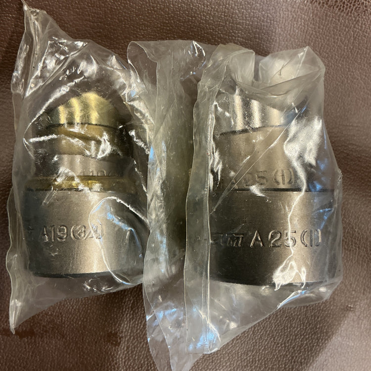 【中古・動作良好！】 マクセルイズミ IZUMI 泉精器 手動油圧式パンチャ SH-10-1(A) ポンプ付 A19 ~ A51 【越谷店】