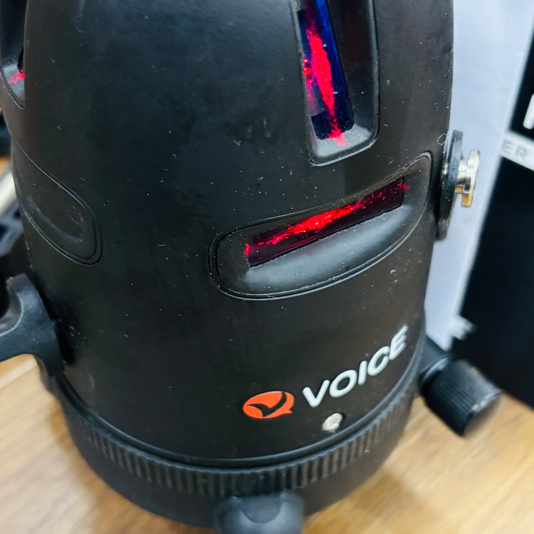 程度良好  5ライン レーザー墨出し器 Model-R5 【リライズ蓮田店】