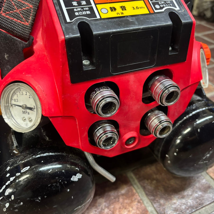 ◆マックス(MAX) エアコンプレッサー AK-HL1110E 【市川行徳店】