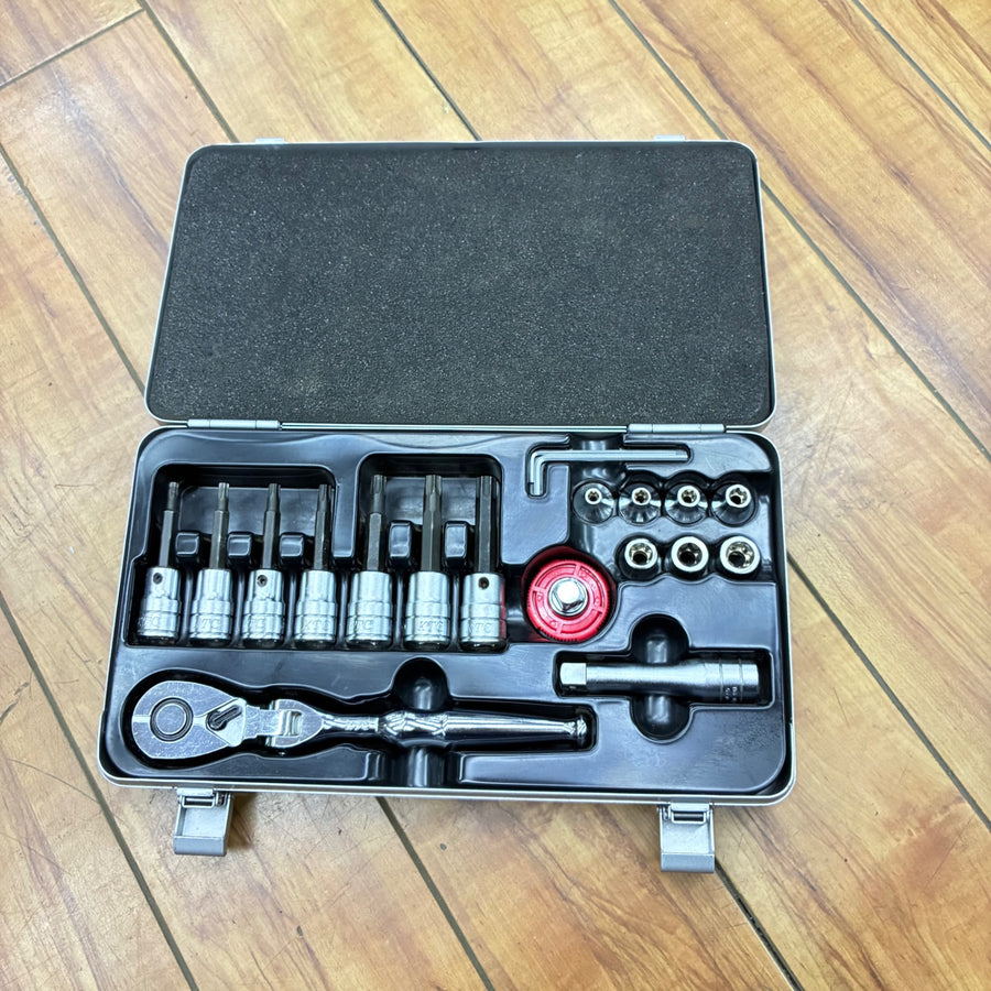 ◆KTC(京都機械工具) ソケットレンチセット TBT319TX 【蓮田店】