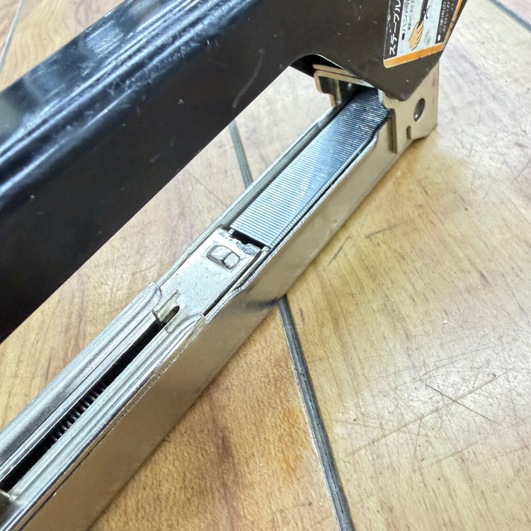 程度良好 ステープル足長 10mm/13mm ハンマタッカ TH-S2 【リライズ蓮田店】