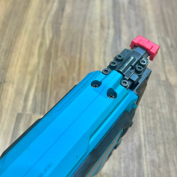 ◆マキタ(makita) コードレスタッカー ST121DZK 【船橋馬込店】