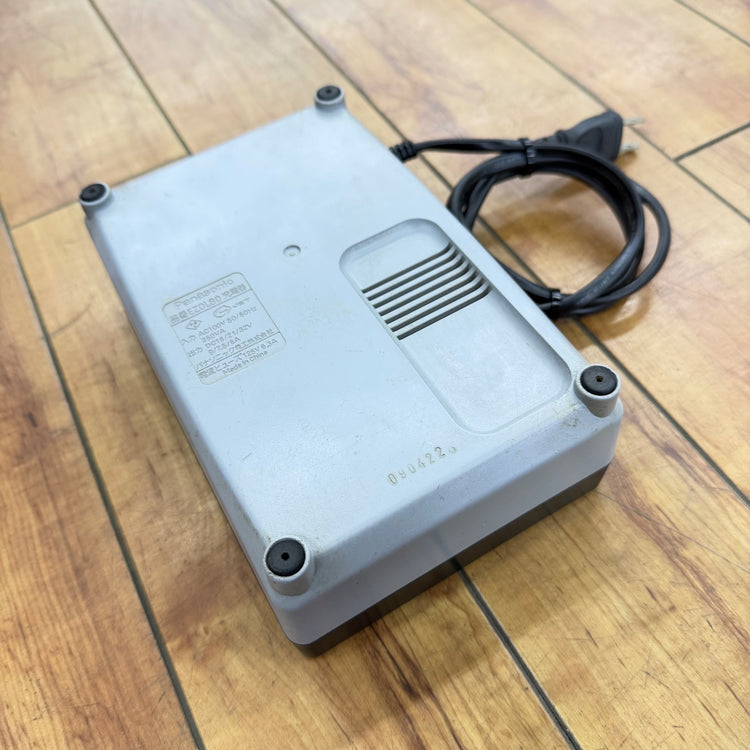 充電動作OK  急速充電器 EZ0L80 【リライズ蓮田店】