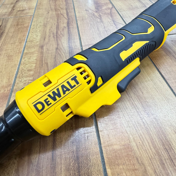 極美品 18V 1/2インチ(12.7sq) コードレスラチェットレンチ DCF512B 【リライズ蓮田店】