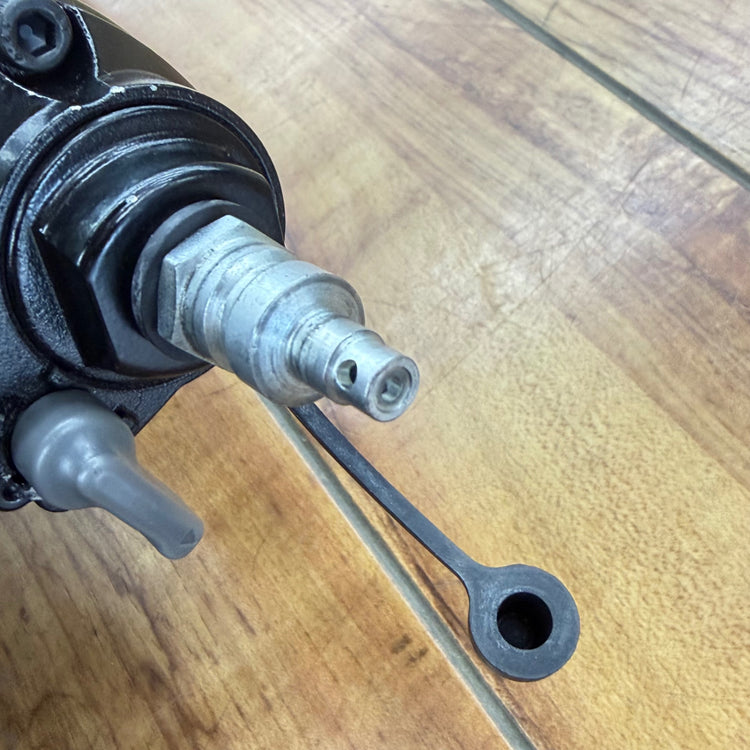 【美品】高圧エア釘打ち機 NV65HR2(S) パワー切り替え機構【中古】 【蓮田店】
